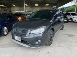 Subaru XV 2.0i AWD CBT ปี 2017 สีเทา