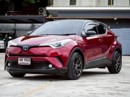 Toyota C-HR 1.8 2018 รถ SUV มือสองสภาพดี
