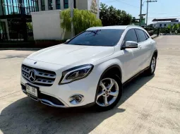 Mercedes-Benz GLA-Class 1.6 GLA200 2019 รถสวยมาก โฉมใหม่