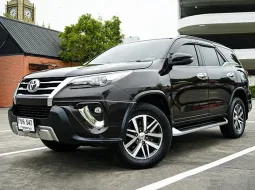 2017 TOYOTA FORTUNER 2.4 V SUV