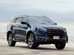 Isuzu MU-X 3.0  4WD 2023 สีน้ำเงิน Glacier Blue สวยงาม  รถสวย ไมล์น้อย มือเดียวป้ายแดง  