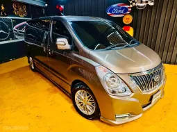 Hyundai Grand Starex 2.5 VIP ปี 2016 รถบ้านแท้ สภาพพร้อมใช้งาน 