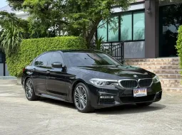 2018 BMW 530e MSPORT รถมือเดียวป้ายแดง วิ่งเพียง 80,000 กม เข้าศูนย์ตามระยะ รถไม่มีอุบัติเหตุครับ