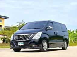 Hyundai H-1 2.5 DELUXE A/T ดีเซล ปี 2017
