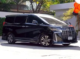 Toyota Alphard 2.5 ปี 2022 รถครอบครัวสุดหรูพร้อมใช้งาน