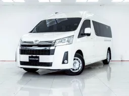 4B013 TOYOTA COMMUTER 2.8 2021