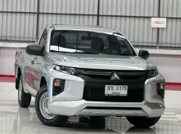 2022 Mitsubishi TRITON 2.4 GL MT