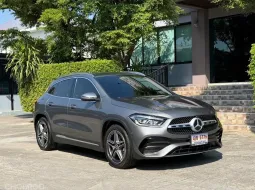 2023 BENZ GLA 200 AMG รถมือเดียว สภาพป้ายแดง รถวิ่งน้อยเพียง 30,000 กม รถไม่เคยมีอุบัติเหตุครับ