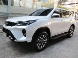 2024 TOYOTA FORTUNER 2.4 LEADER G AUTO