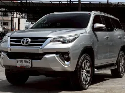 2019 Toyota Fortuner 2.4 V SUV ออกรถ 999 บาท อนุมัติง่าย อนุมัติไว