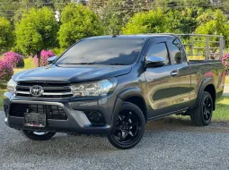 TOYOTA HILUX REVO 2.4 J PLUS Smart cab M/T ปี2017 สีเทา
