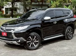 Mitsubishi Pajero Sport 2.4 4WD ปี 2015 รถครอบครัวสุดคุ้ม
