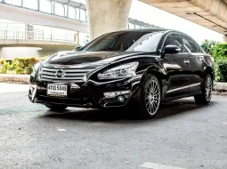 2015 Nissan TEANA 2.0 รถเก๋ง 4 ประตู 