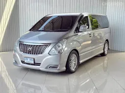 HYUNDAI H-1 DELUXE ปี 2016 โฉม ปี08-18