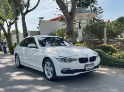 BMW 3 Series 320d Luxury 2017 เครื่องดีเซลตัวใหม่