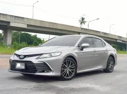 2023 Toyota CAMRY 2.5 HEV Premium Luxury รถเก๋ง 4 ประตู ฟรีดาวน์ 