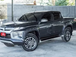 MITSUBISHI TRITON 2.4 MIVEC GT PLUS สี่ประตู A/T ปี2020 จด ปี2021 (mnc)  สีเทา