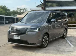 Honda Stepwgn Spada 2.0 Hybrid ปี 2024 รถมือเดียว ไมล์น้อย 