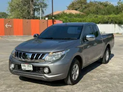 Mitsubishi Triton Cab 2.5 GLX ปี 2018 จด 2019 สีเทา