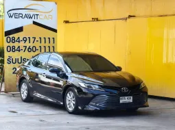 Toyota Camry 2.0 G Sedan ปี 2018 เครื่อง เบนซิน 2.0 เกียร์ Auto รถสวยตัวถังบางเดิม สภาพใหม่