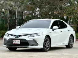 2022 Toyota CAMRY 2.5 HEV Premium Luxury รถเก๋ง 4 ประตู เจ้าของขายเอง รถสวย ไมล์แท้  