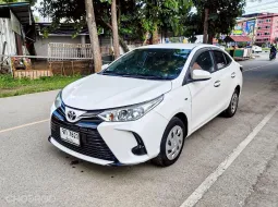 Toyota Yaris Ativ 1.2 Entry เกียร์ออโต้ ปี 2021 ผ่อนเริ่มต้น 7,*** บาท
