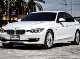 BMW 3 Series 320i LUXURY 2012 รถบ้านสภาพดี ไมล์แท้