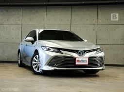 2021 Toyota CAMRY 2.5 Hybrid Sedan AT ไมล์แท้ 6 หมื่น รับประกันตัวรถ 5 ปี 150,000 KM B3296
