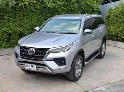 2022 Toyota Fortuner 2.4 V ดาวน์ 0%* +ดอกเบี้ยพิเศษ รถเจ้าของเดียวไมล์แท้100% 