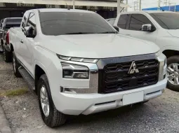 2023 Mitsubishi TRITON 2.4 PLUS ULTRA รถกระบะ ออกรถ 0 บาท