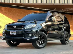 2015 Toyota Fortuner 3.0 TRD Sportivo SUV ออกรถง่าย 