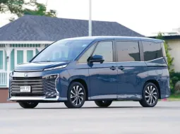 2023 Toyota Voxy 1.8 Hybrid ZS รถตู้/MPV รถสภาพดี มีประกัน ไมล์น้อย 
