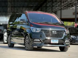 รถครอบครัว Hyundai H-1 2.5 Elite 2018 พร้อมใช้งาน