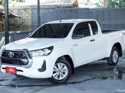 TOYOTA HILUX REVO 2.4 CAB ENTRY M/T ปี2021(แท้) โฉมหมูป่า สีขาว