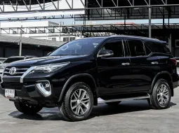2019 Toyota Fortuner 2.4 V SUV ผ่อน 13,xxx ออกรถ 999 
