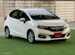 Honda Jazz 1.5 i-VTEC ปี 2019 รถสวย ราคาดีสุดในตลาด ไมล์น้อย มือเดียวป้ายแดง  