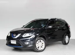 NISSAN X-TRAIL 2.0 V 4WD AT ปี 2016 จด 2017