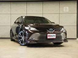 2021 Toyota CAMRY 2.5 Hybrid Premium Sedan AT ไมล์แท้ ชุดแต่ง TRD แท้ สภาพไม่ต่างจากรถใหม่ B5636
