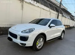 ขาย Porsche Cayenne 3.0 E-Hybrid 2017 รถศูนย์ AAS วารันตีถึง 2028  