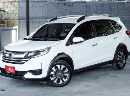 HONDA BRV 1.5 V รองTOP 5ที่นั่ง A/T ปี2019(แท้)(mnc) สีขาว