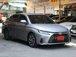 2025 Toyota Yaris Ativ 1.5 HEV Premium