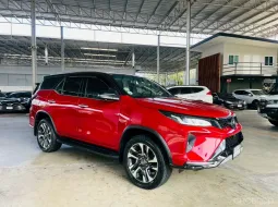 Toyota Fortuner 2.8 Legender 4WD ปี20จด22 มือแรก สภาพดี ไมล์แท้