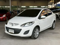 Mazda2 4 ประตู 1.6i ปี 2010 สีขาว