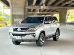 2016 Toyota Fortuner 2.4 V รถสวยมือเดียว 