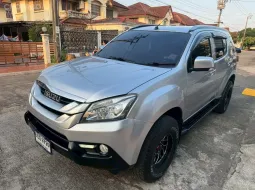 Isuzu MU-X 2.5 2013 รถครอบครัวยอดนิยม