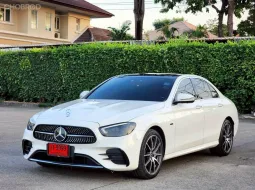 2022 Mercedes-Benz E-Class 2.0 E300e รถเก๋ง 4 ประตู ออกรถง่าย รถสวย ไมล์แท้  