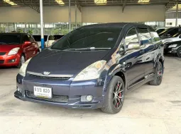 Toyota Wish 2.0 Q VVT-i ปี 2004 สีน้ำเงิน