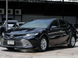 2020 Toyota CAMRY 2.0 G รถเก๋ง 4 ประตู 