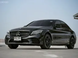 Benz C300e AMG Sport ปี 2021  เซอร์วิสศูนย์ตลอด ออฟชั่นเต็มสุด ๆ รถพร้อมใช้งาน