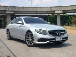 2017 Mercedes-Benz E-Class 2.0 E220d รถเก๋ง 4 ประตู รถสวย ไมล์น้อย  